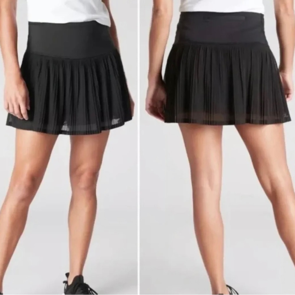 Athleta A-game black athletic skirt size small